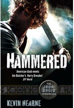 HAMMERED  : THE IRON DRUID CHRONICLES