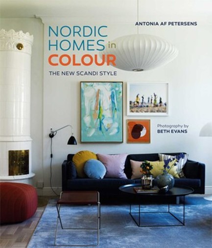 NORDIC HOMES IN COLOUR : THE NEW SCANDI STYLE